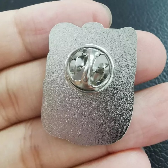 Nightmare Before Christmas Silver Enamel Pin - Picture 2 of 5